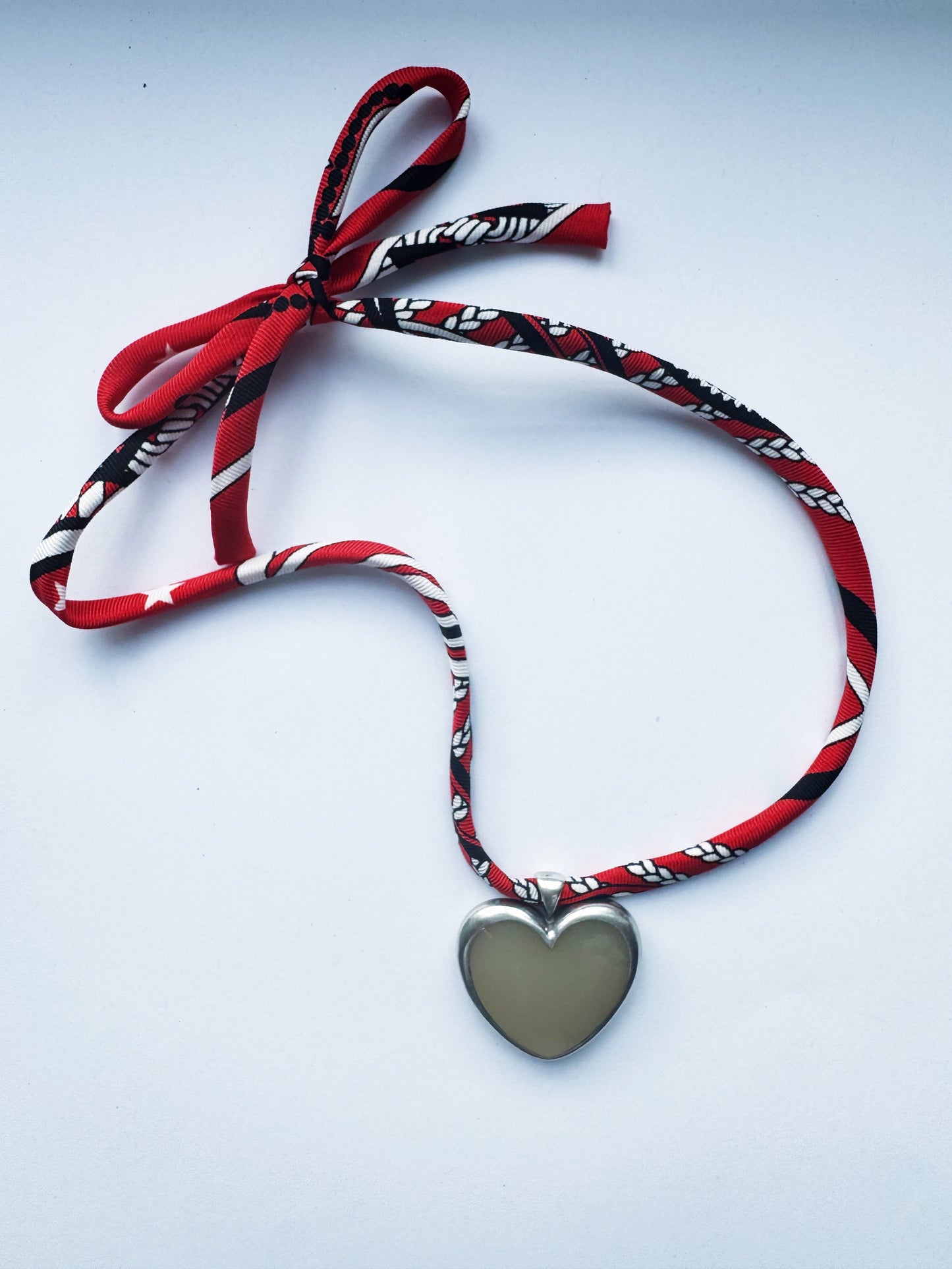 Red Ribbon Agate Puff Heart Necklace